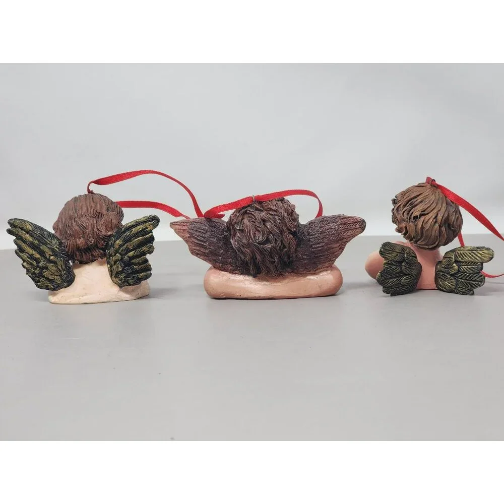 Set Of 3‎ Resin Angel Cherub Ornaments With Green Wings & Red Ribbon Hangers